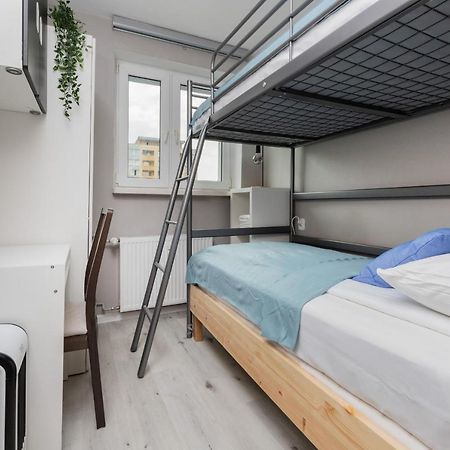 Family Apartment With Balcony In Gdynia By Noclegi Renters Kültér fotó