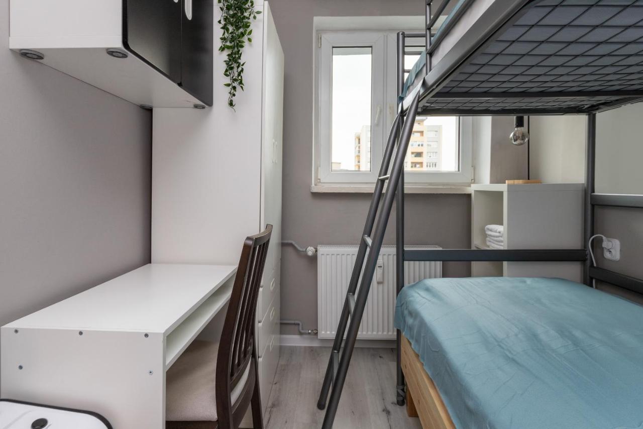 Family Apartment With Balcony In Gdynia By Noclegi Renters Kültér fotó