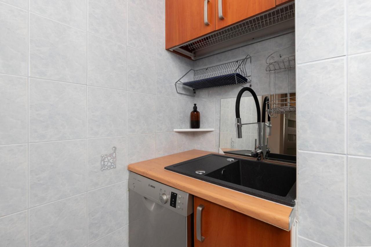 Family Apartment With Balcony In Gdynia By Noclegi Renters Kültér fotó